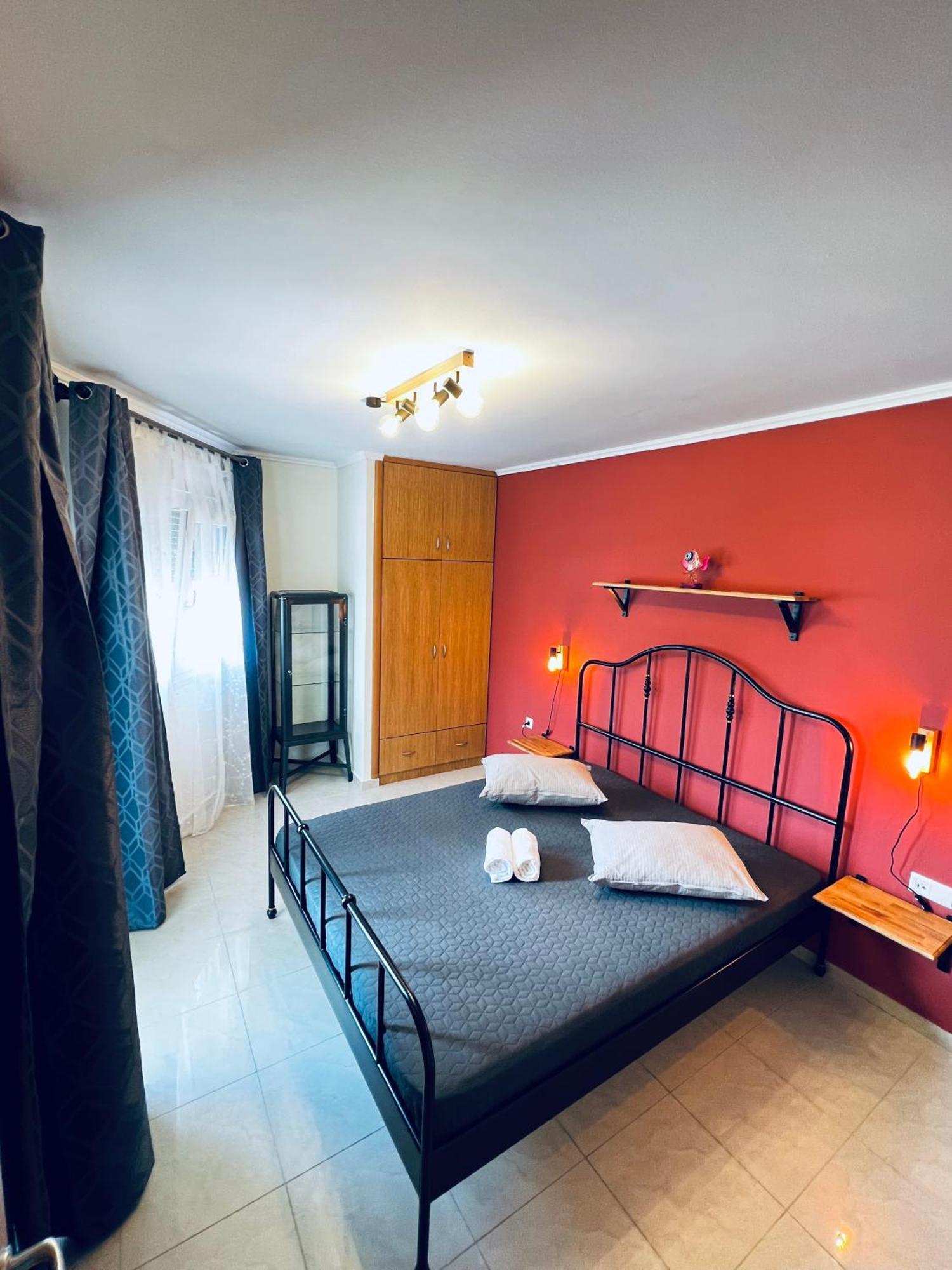 Steel & Oak Vintage Apartments カヴァラ エクステリア 写真